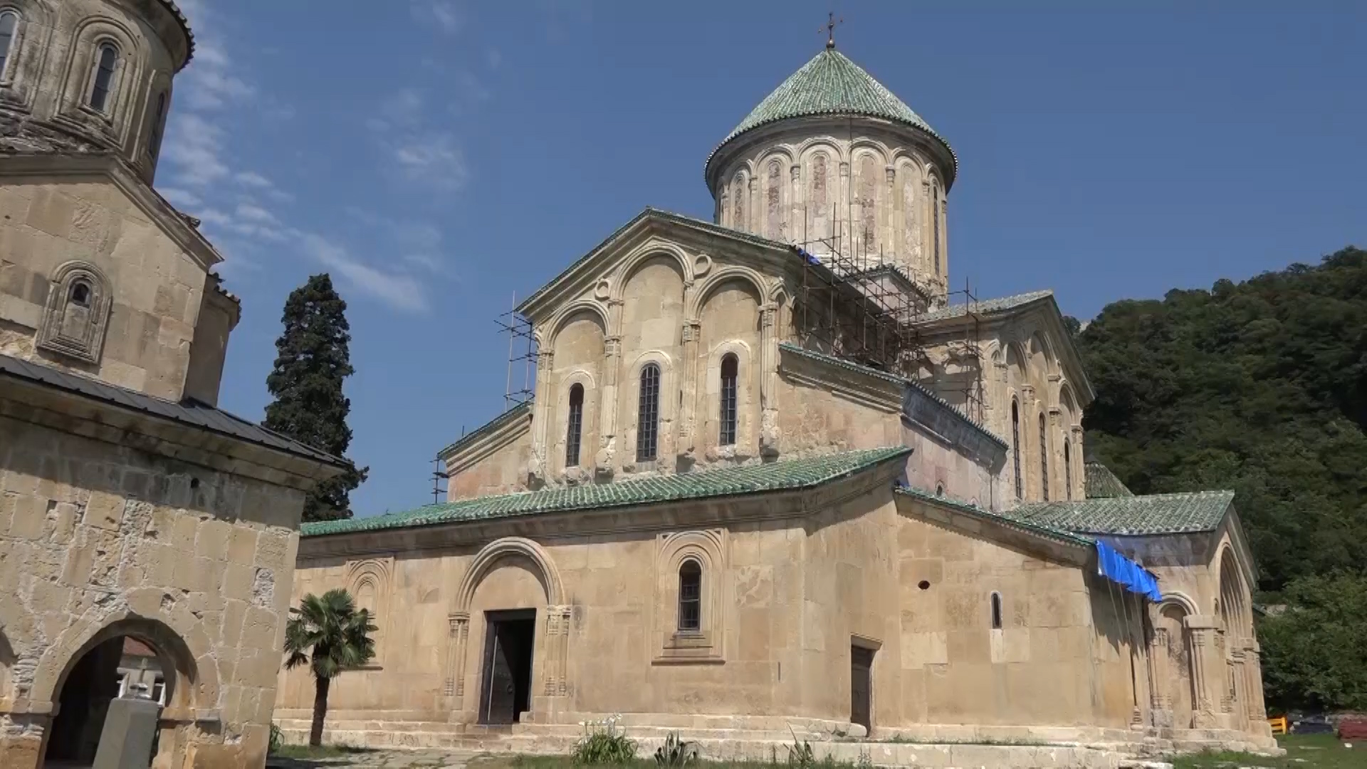 დღეს დავითობაა