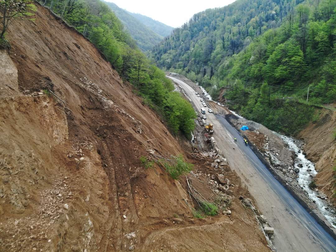   რიკოთი სატვირთო მანქანებისთვის დღეს, ხოლო მსუბუქი ტრანსპორტისთვის 13 აპრილიდან გაიხსნება