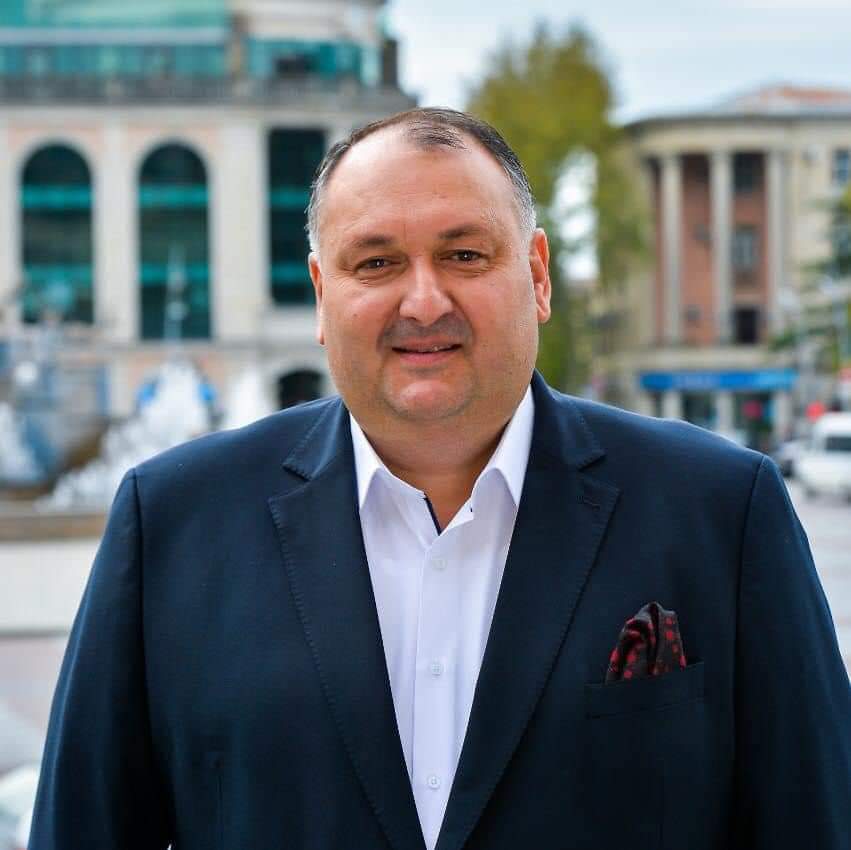 ქუთაისის მერი იოსებ ხახალეიშვილი თანამდებობიდან გადადგა