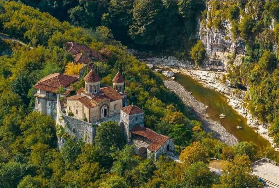 დღეს მოწამეთობა აღინიშნება 
