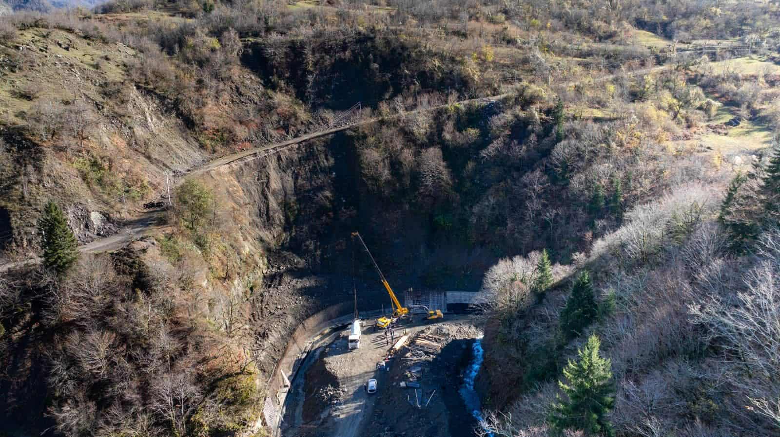 received 1602933337369737