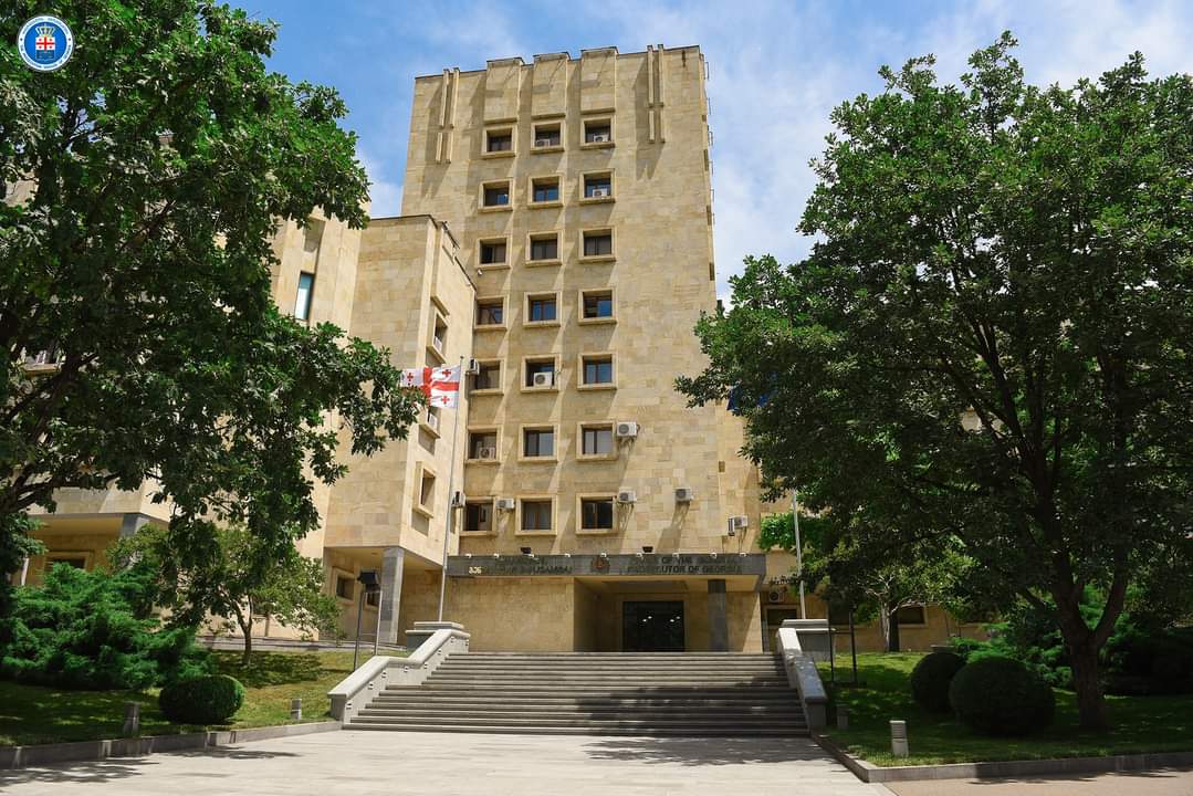 საქართველოს და უცხო ქვეყნის მოქალაქეებს ყალბი დოკუმენტების გამოყენების ფაქტზე ბრალი წარედგინათ