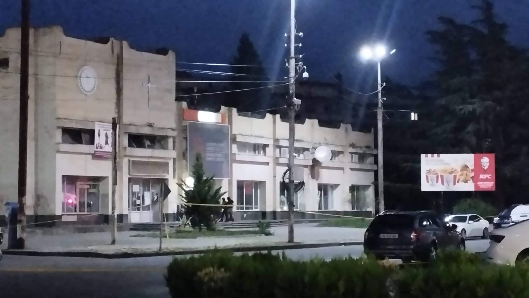 შსს ბანკზე თავდამსხმელის დაკავებას ადასტურებს