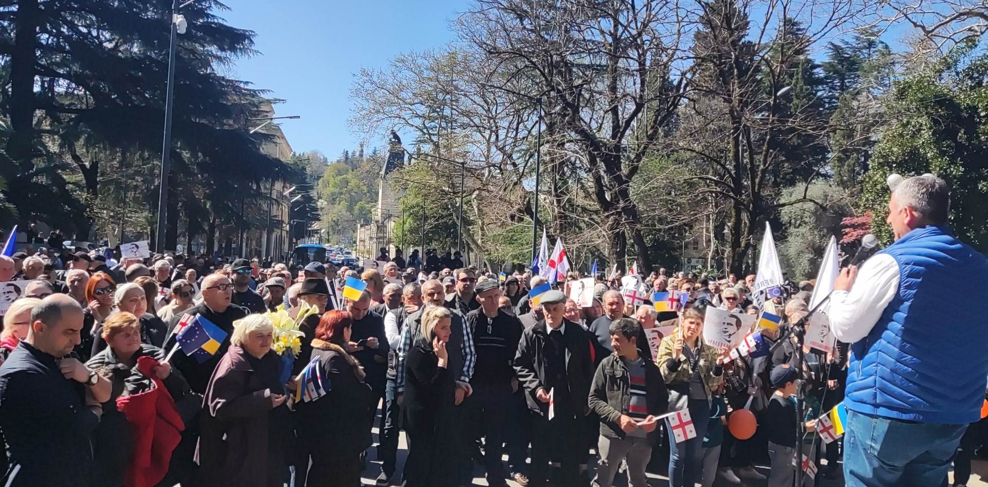 ერთად ევროპაში-ოპოზიცია ქუთაისში საპროტესტო აქციას მართავს