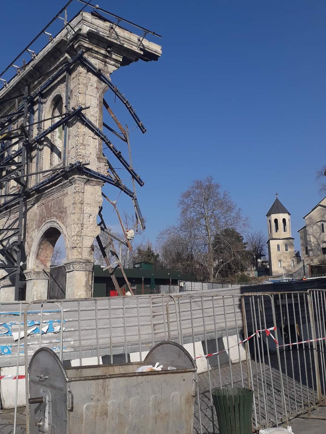 ველოდებით ექსპერტიზის დასკვნას მუზეუმის კედლის მდგრადობის შესახებ-ქუთაისის მერია