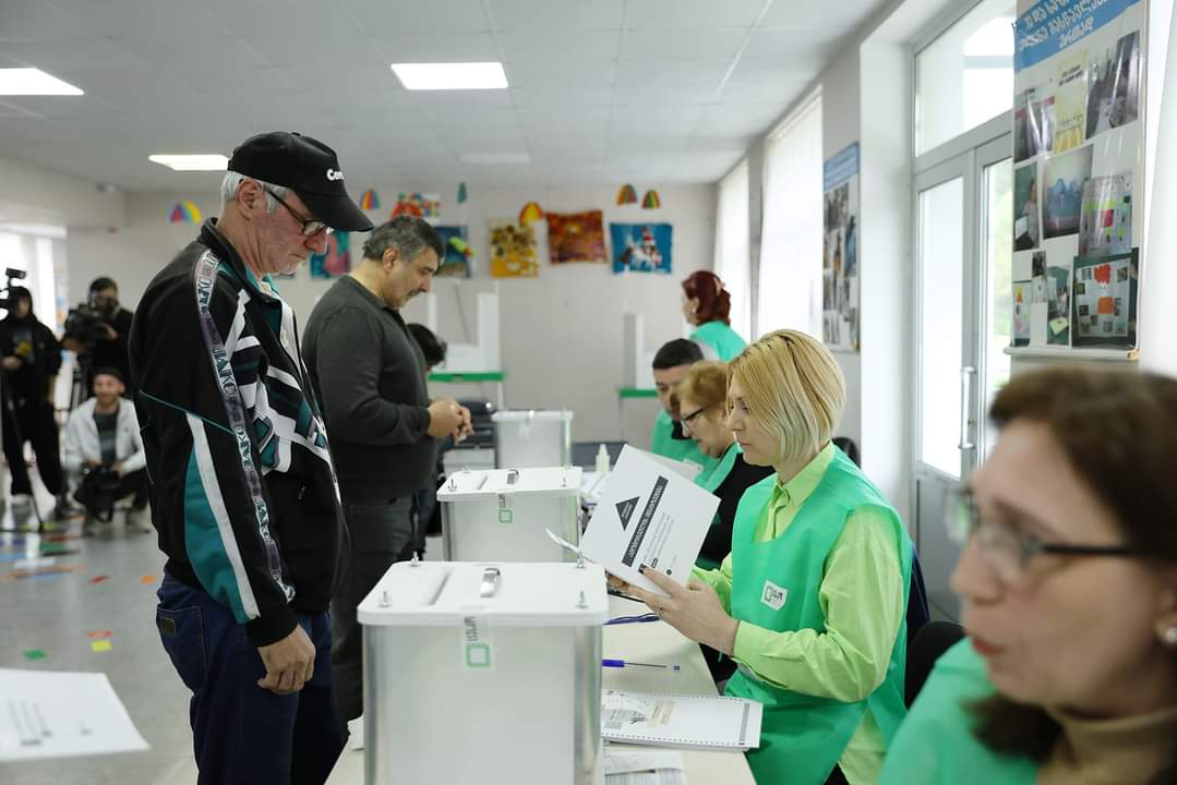  ქუთაისში, ავტოქარხნის ოლქში შუალედურ არჩევნებზე ამომრჩეველთა 21.31% მივიდა