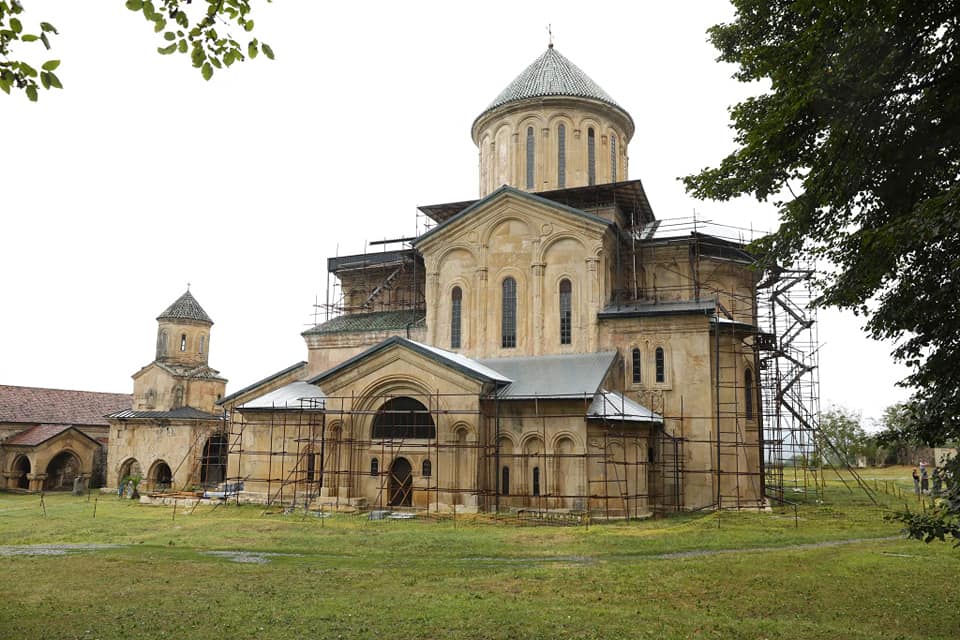 წულუკიანი გელათის შესახებ კრიტიკულ დასკვნებს მალავს-ანა ნაცვლიშვილი