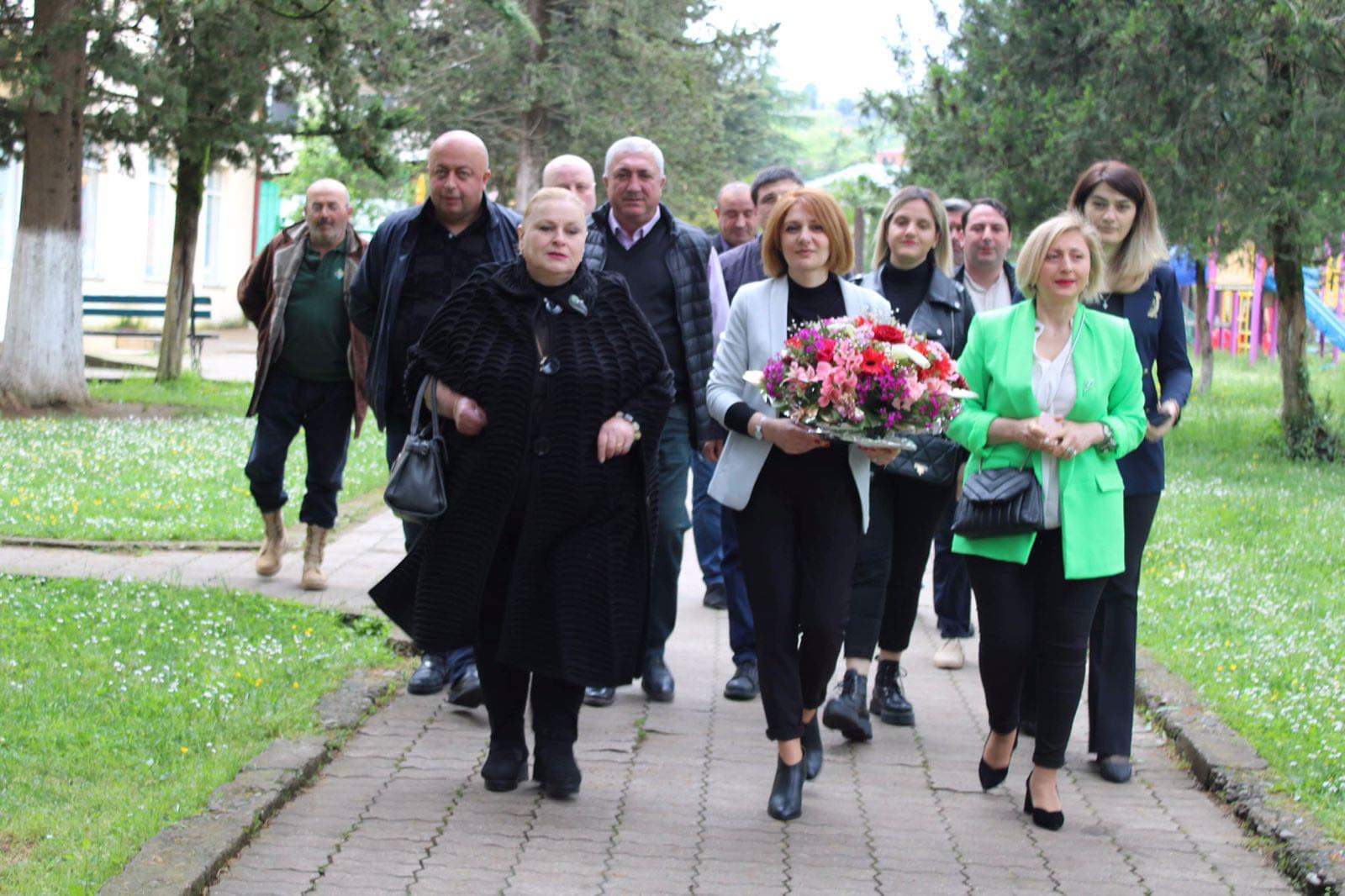 მეორე მსოფლიო ომის გმირებს ბაღდათში  პატივი მიაგეს 