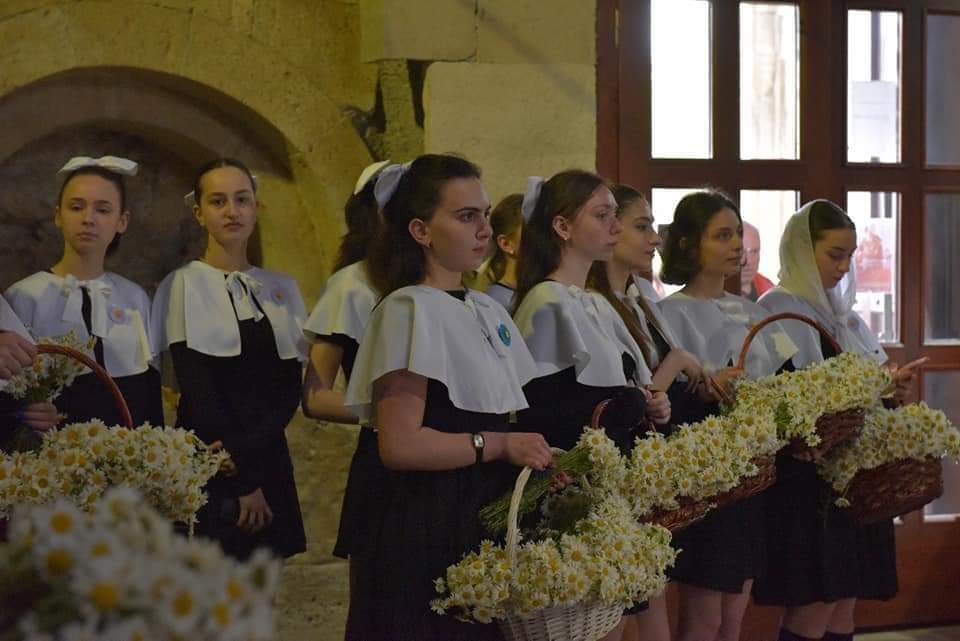 ქუთაისის დალოცვა და სამი ოთარის ძეგლის პატივგება-ქალაქი ორმაისობას აღნიშნავს