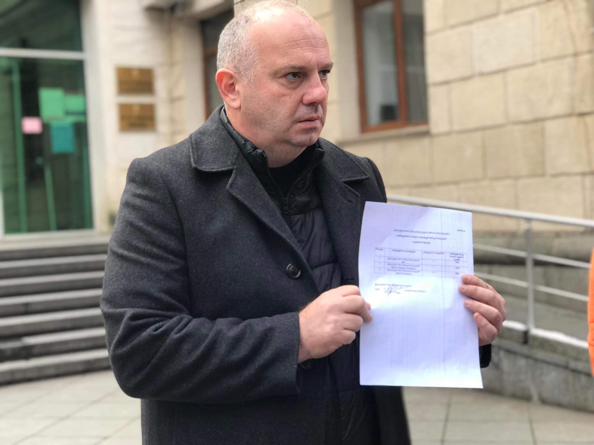 ენმ ქუთაისის მერის ხელფასის 5 500 ლარამდე გაზარადას აპროტესტებს
