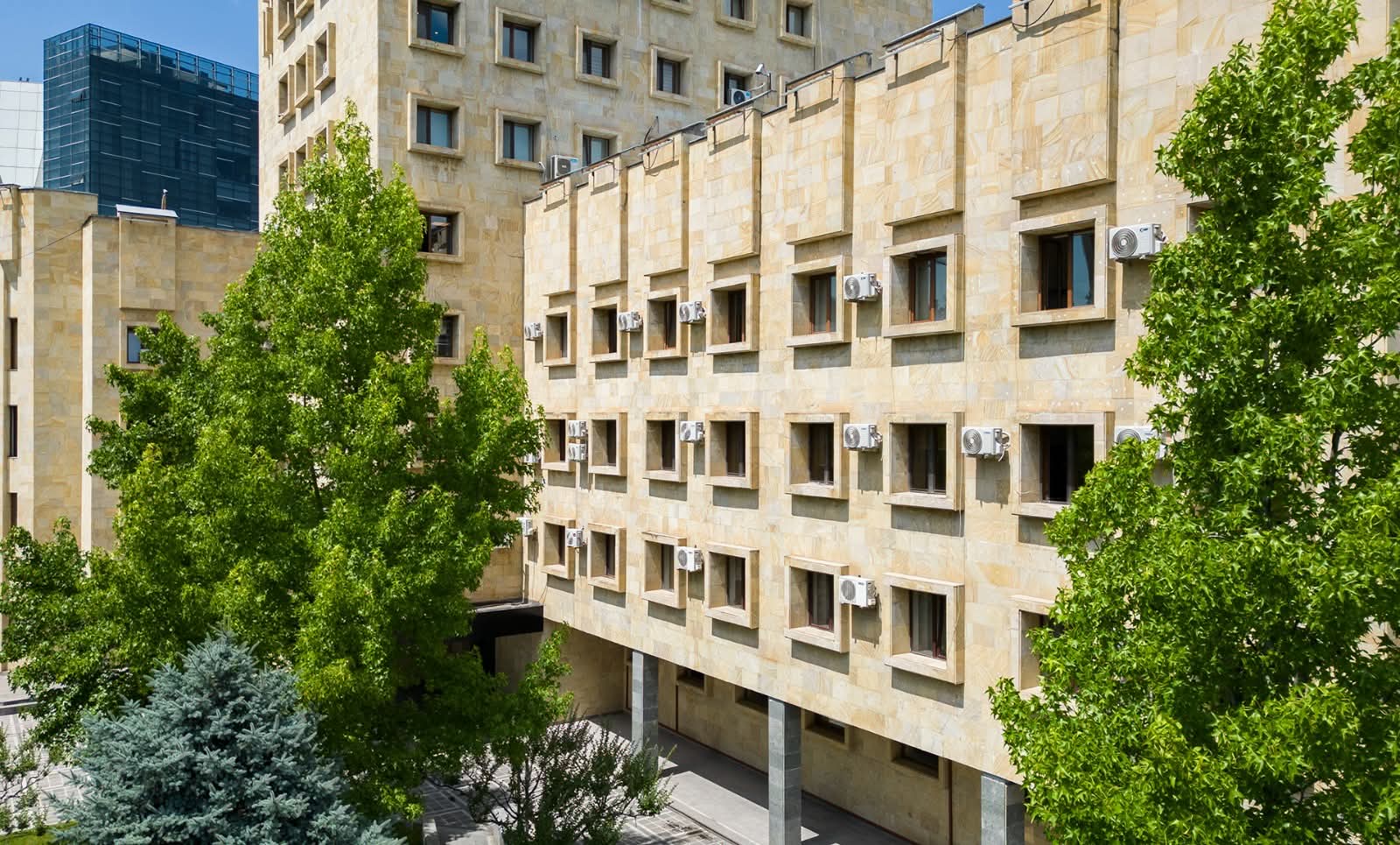 პროკურატურამ 4 ოქტომბრის მოვლენებთან დაკავშირებით, ბრალდება კიდევ 16 პირს წარუდგინა