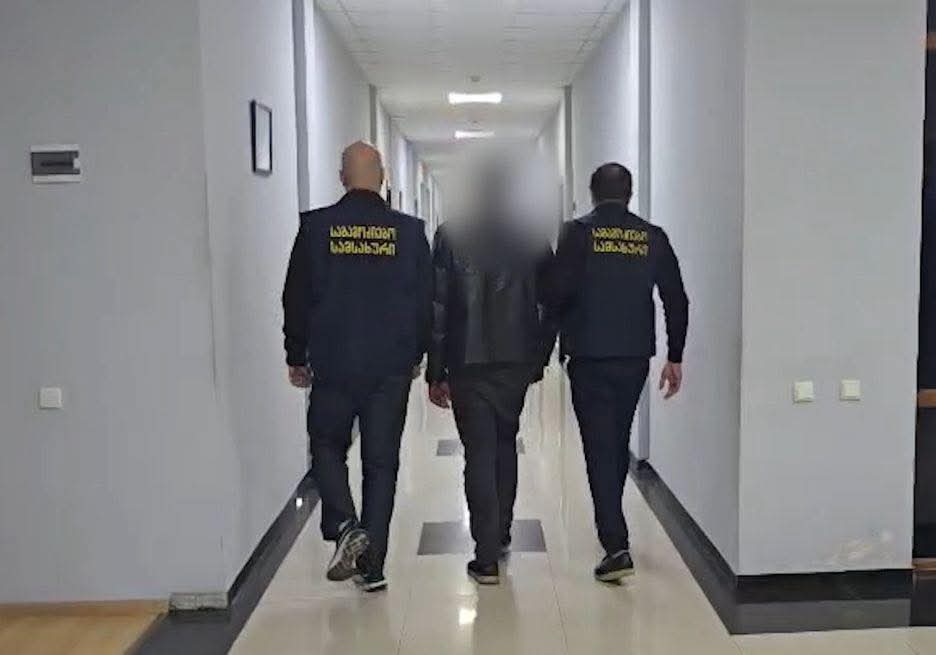 კომერციული მოსყიდვის ფაქტზე საქართველოს რკინიგზის ხარაგაულის რაიონის მოლითი-მარელისის ცვლის უფროსი დააკავეს