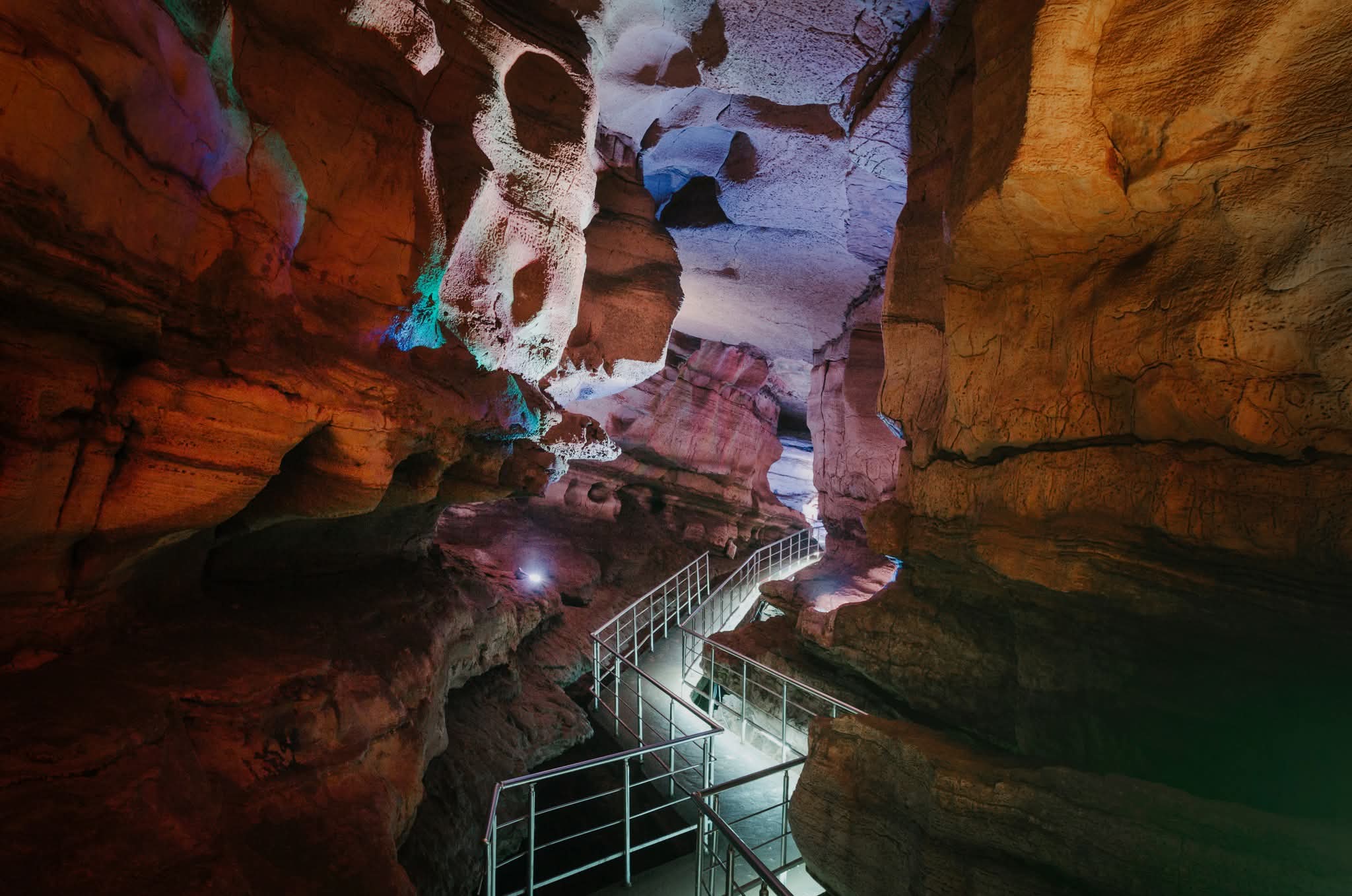 პრომეთეს, სათაფლიისა და ნავენახევის მღვიმეები დროებით დაიკეტება