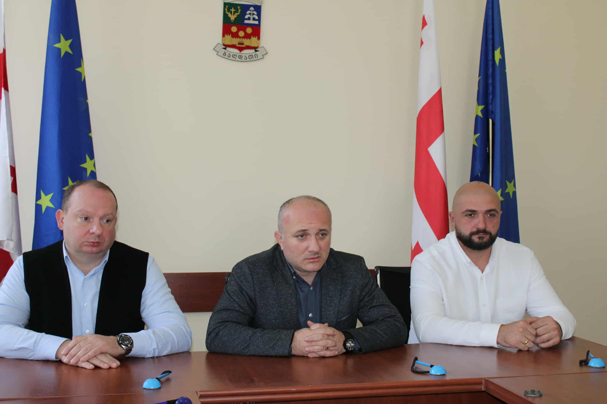 ბაღდათის მუნიციპალიტეტის ახალმა მერმა მოადგილეები წარადგინა