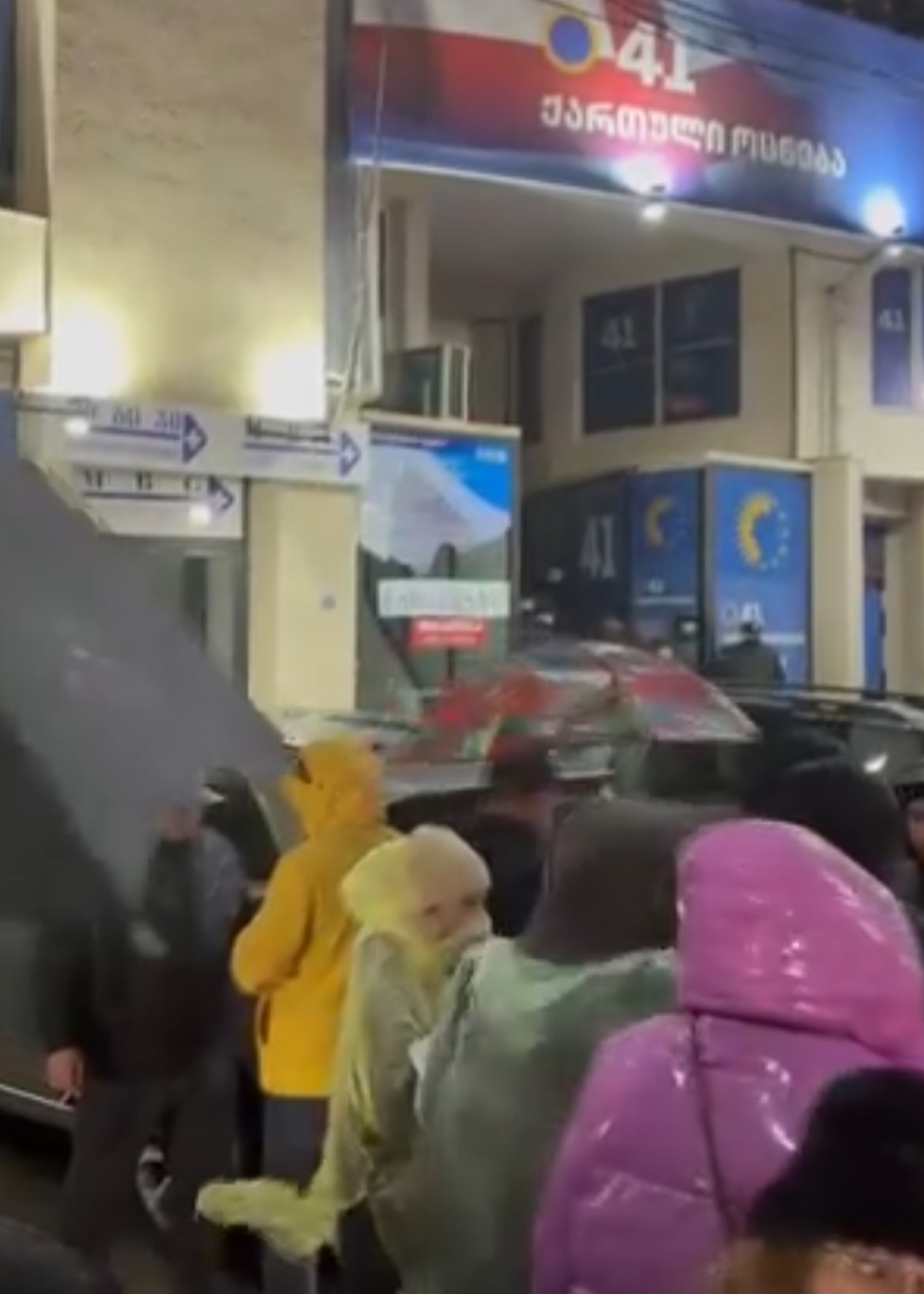 ქუთაისში საპროტესტო აქციაზე სამოქალაქო აქტივისტი დააკავეს 