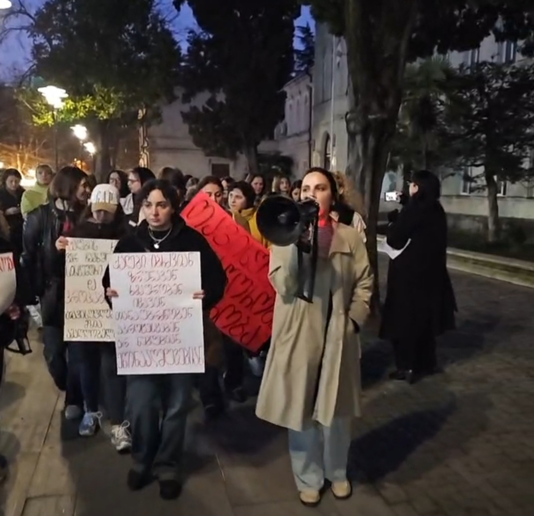 ქუთაისში ქალთა მარში იმართება 