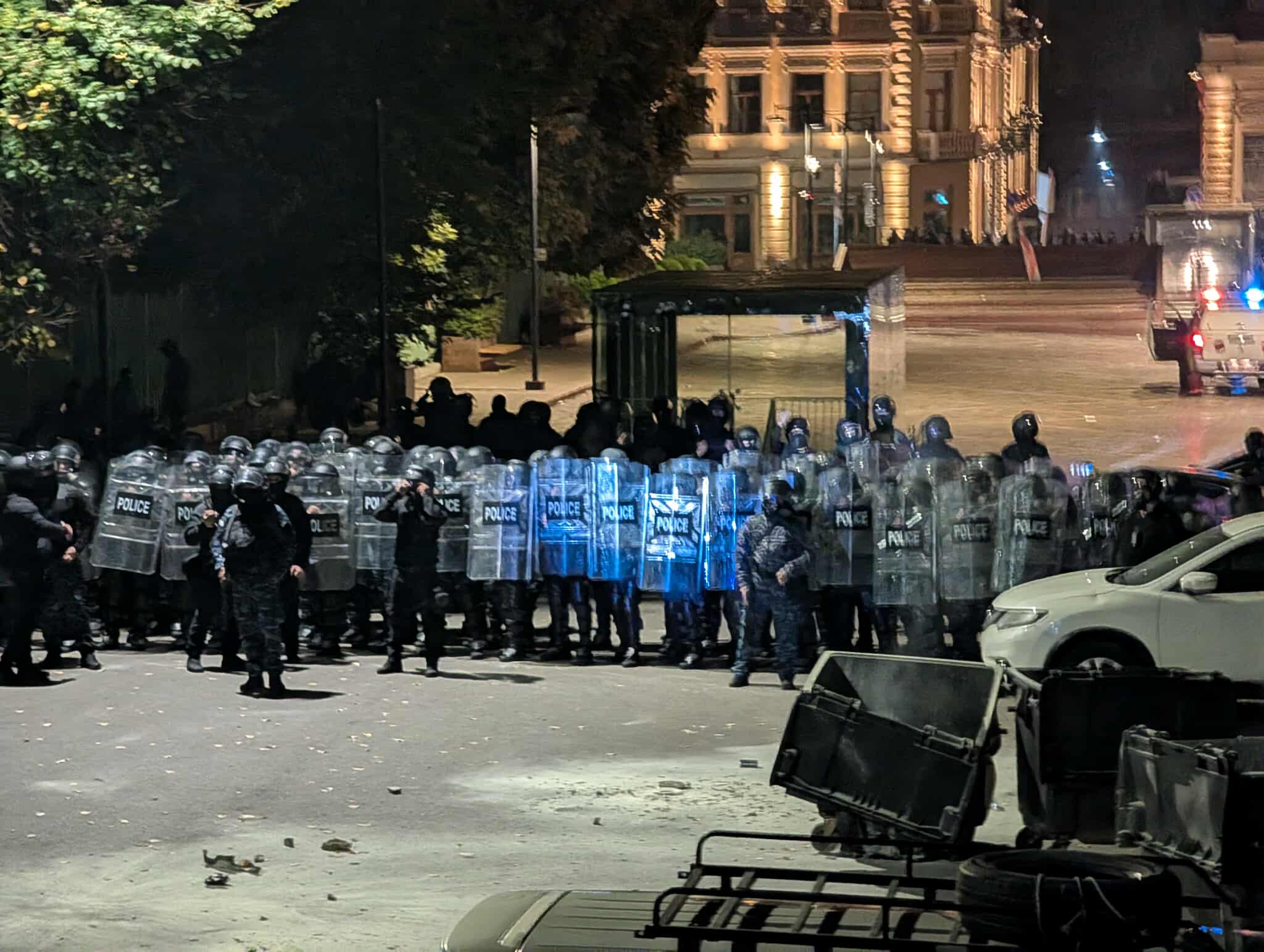 ბოლო 5 დღის განმავლობაში გზის გადაკეტვის ბრალდებით 29 ადამიანი დააკავეს 