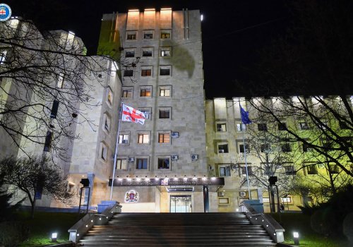 სამ პირს,რომლებმაც სამტრედიაში ადამიანის სხეულის ამპუტირებული ნაწილები შეინახეს, ბრალდება წარუდგინეს 