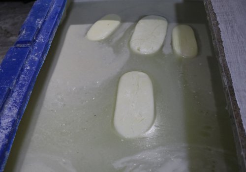 ვანისა და სამტრედიის მუნიციპალიტეტებში ყველის არარეგისტრირებული საწარმოები გამოავლინეს 